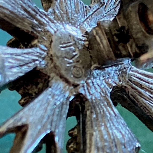 Rare Kenneth Jay Lane earrings - Picture 5 of 11